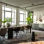 شقة Hilversum City Apartments *