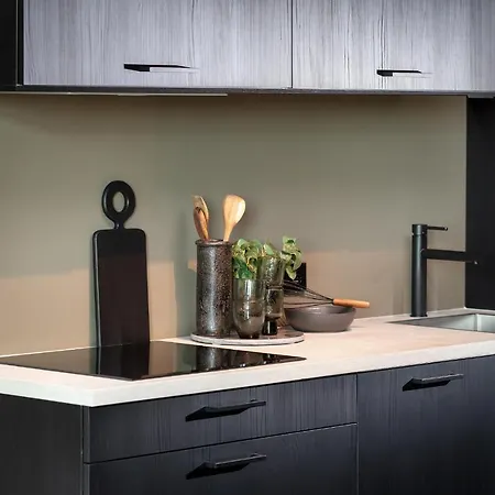 شقة Hilversum City Apartments *