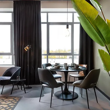 아파트 Hilversum City Apartments *